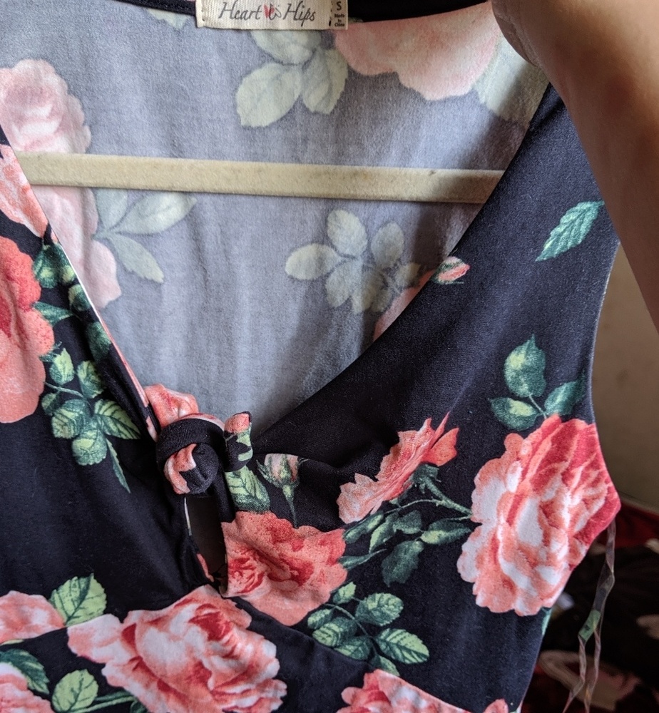 Midi rose dress